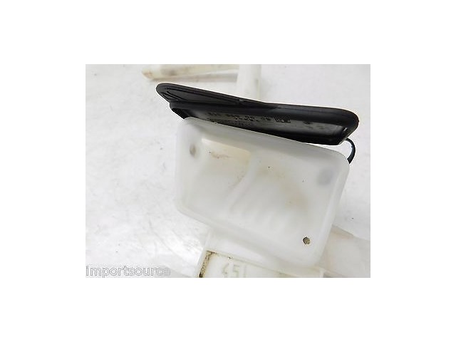 2003-2006 MERCEDES E500 W211 OEM WASHER FLUID RESERVOIR BOTTLE FILLER NECK