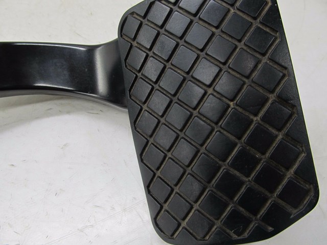 2004-2008 AUDI A8L W12 OEM BRAKE PEDAL ASSEMBLY 4E1 721 196