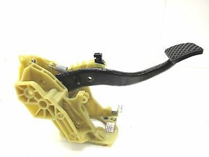 2006-2007 BMW 530I E60 OEM LEFT FRONT FLOOR BRAKE PEDAL ASSEMBLY 6769221