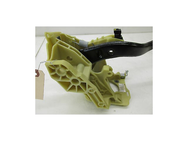 2006-2010 BMW M6 E63 OEM LEFT FRONT FLOOR BRAKE PEDAL ASSEMBLY 2282325