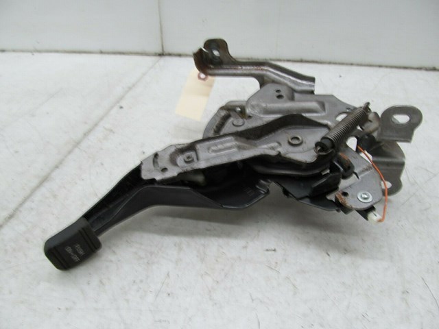 2008-2015 INFINITI G37 Q60 OEM LEFT FRONT FOOT PARKING EMERGENCY BRAKE PEDAL