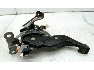 2008-2015 INFINITI G37 Q60 OEM LEFT FRONT FOOT PARKING EMERGENCY BRAKE PEDAL