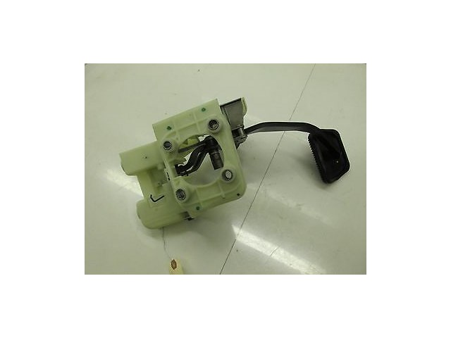 2004-2007 JAGUAR XJR X350 OEM LEFT FRONT FLOOR BRAKE PEDAL 2W93 2450 AC