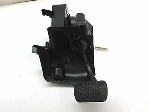 2006-2009 MERCEDES CLS500 W219 OEM FOOT BRAKE PEDAL PAD ASSEMBLY W/ SENSOR