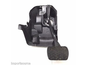 2003-2006 MERCEDES E320 W211 OEM BRAKE PEDAL ASSEMBLY W/ BRACKET A2116840918