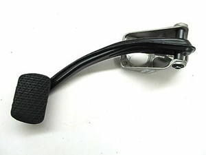 2006-2009 MERCEDES R350 W251 OEM LEFT FRONT BRAKE PEDAL W/ PAD A2512901701