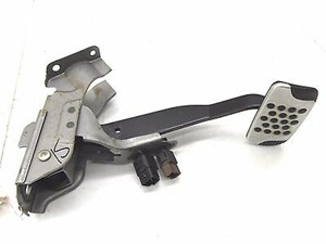 2004-2005 NISSAN 350Z ROADSTER OEM FLOOR BRAKE PEDAL ASSEMBLY 