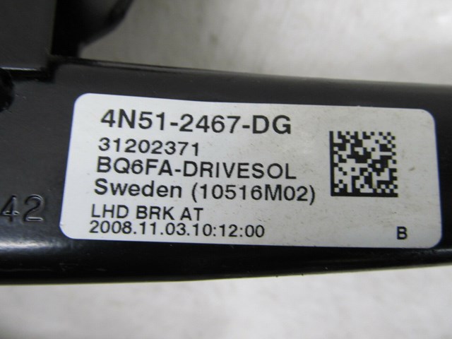 2006-2013 VOLVO C70 T5 OEM LEFT FRONT DRIVER SIDE BRAKE PEDAL ASSEMBLY 