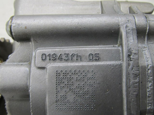  2009-2013 BMW 328i E93 E92 LCI OEM ENGINE OIL PUMP 