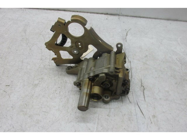2007-2010 BMW 328xi E90 OEM FRONT ENGINE OIL PUMP 7519870-05