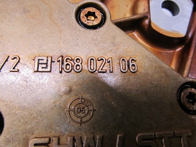 2004-2011 SAAB 9-3 OEM FRONT ENGINE OIL PUMP HOUSING 