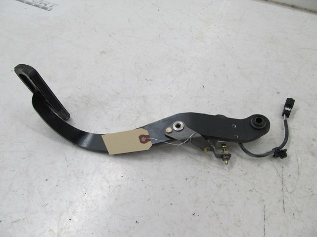 2001-2006 LEXUS LS430 OEM LEFT FRONT DRIVER SIDE BRAKE PEDAL ASSEMBLY 