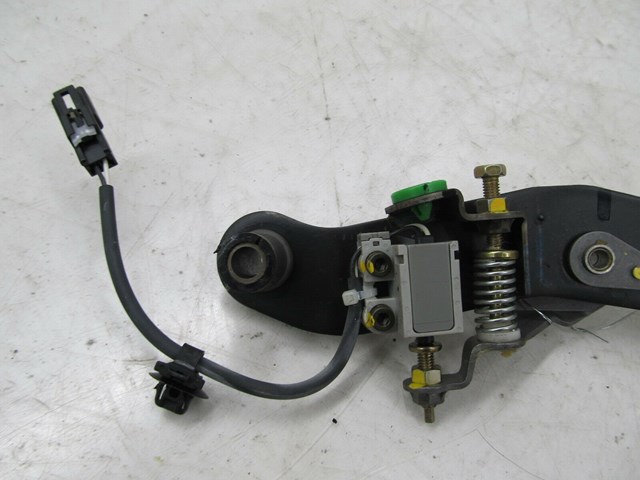 2001-2006 LEXUS LS430 OEM LEFT FRONT DRIVER SIDE BRAKE PEDAL ASSEMBLY 