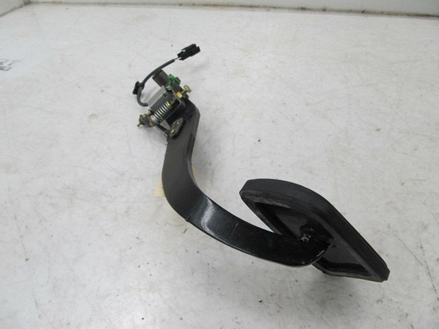 2001-2006 LEXUS LS430 OEM LEFT FRONT DRIVER SIDE BRAKE PEDAL ASSEMBLY 