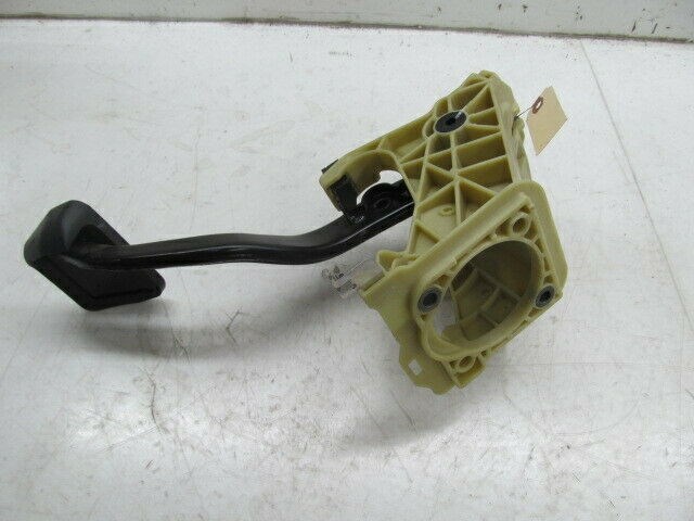 2006-2010 BMW 650i E64 E63 OEM LEFT FRONT DRIVER BRAKE PEDAL ASSEMBLY 