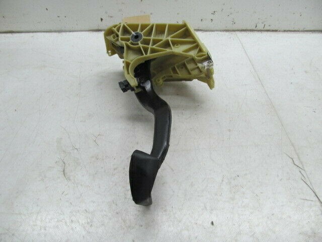 2006-2010 BMW 650i E64 E63 OEM LEFT FRONT DRIVER BRAKE PEDAL ASSEMBLY 