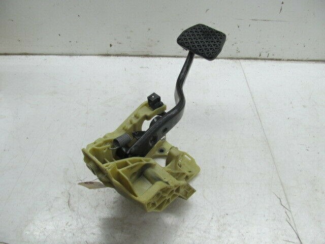 2006-2010 BMW 650i E64 E63 OEM LEFT FRONT DRIVER BRAKE PEDAL ASSEMBLY 