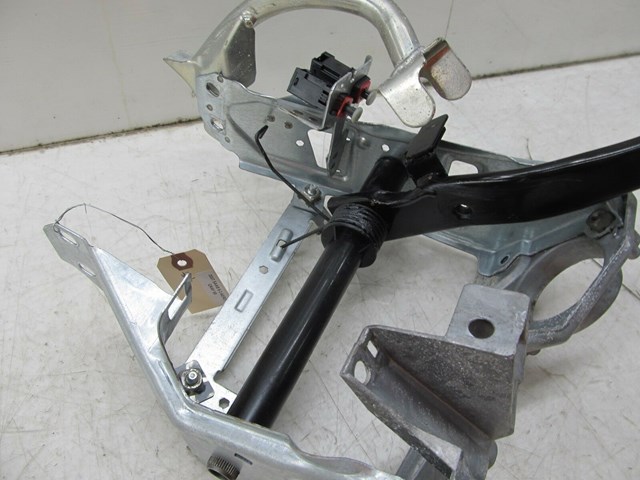 2004-2011 SAAB 9-3 AERO OEM LEFT FRONT BRAKE PEDAL ASSEMBLY 