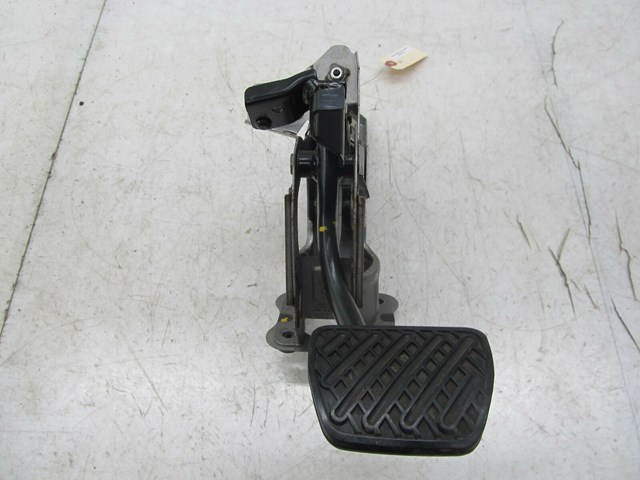 2009-2013 INFINITI G37 CONVERTIBLE OEM LEFT FRONT BRAKE PEDAL 