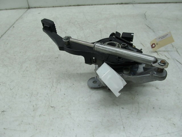2001-2006 LEXUS LS430 OEM LEFT FRONT EMERGENCY PARKING BRAKE PEDAL ASSEMBLY 