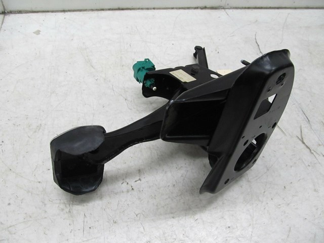 2000-2006 AUDI TT ROADSTER OEM LEFT FRONT BRAKE PEDAL ASSEMBLY 