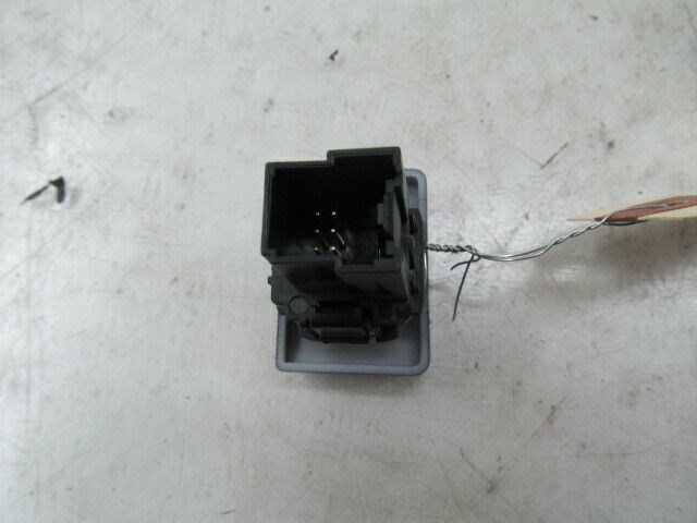 2010-2012 LINCOLN MKZ OEM TRUNK LATCH RELEASE HANDLE LEVER SWITCH