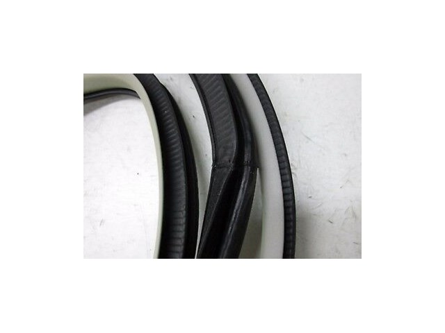 2013-2015 NISSAN ALTIMA OEM RIGHT REAR PASSENGER SIDE INNER WEATHER SEAL