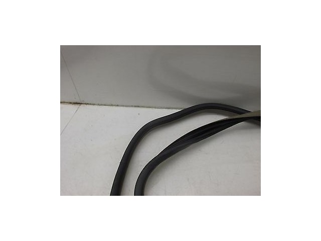 2007-2009 ACURA MDX OEM RIGHT REAR PASSENGER SIDE DOOR WEATHER SEAL TRIM 