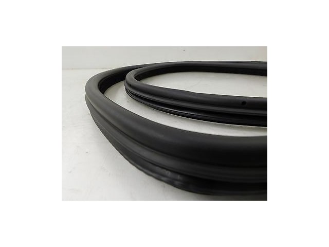 2008-2010 BMW 535i E60 OEM RIGHT REAR DOOR WEATHER SEAL RUBBER STRIP TRIM