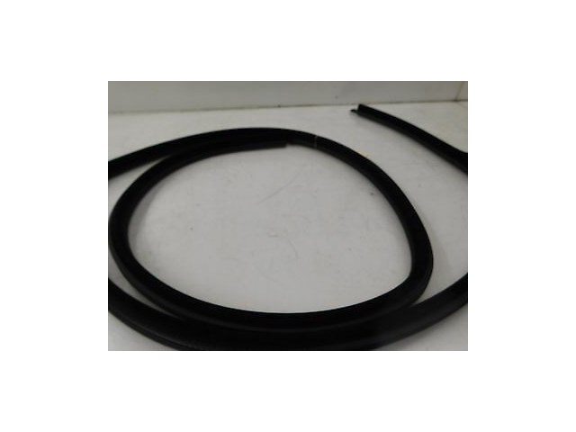 2008-2010 BMW 535i E60 OEM RIGHT REAR DOOR WEATHER SEAL RUBBER STRIP TRIM