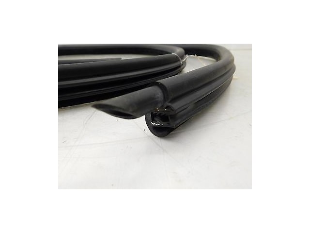 2008-2010 BMW 535i E60 OEM RIGHT REAR DOOR WEATHER SEAL RUBBER STRIP TRIM
