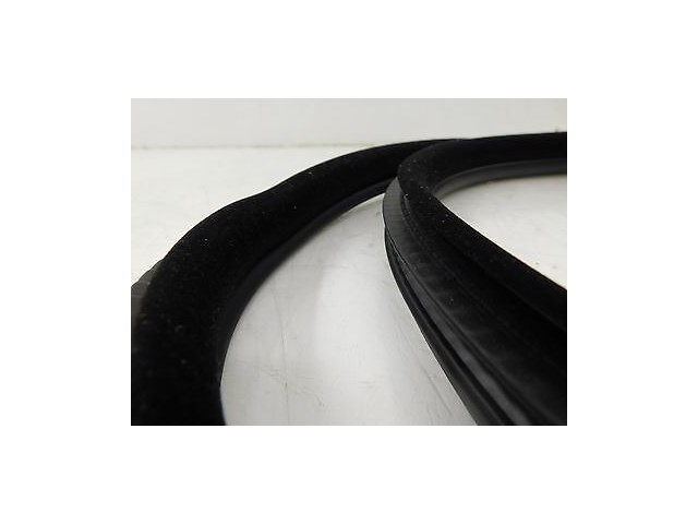 2008-2010 BMW 535i E60 OEM LEFT REAR DOOR WEATHER SEAL RUBBER STRIP TRIM