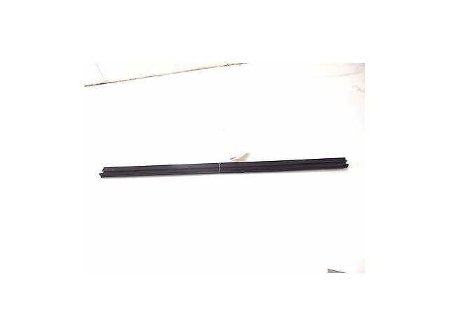 2006-2008 BMW 750LI E66 E65 OEM RIGHT REAR DOOR WINDOW WEATHER SEAL TRIM 