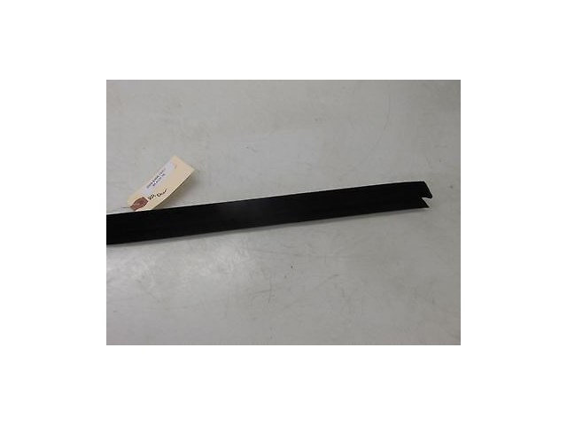 2006-2008 BMW 750LI E66 E65 OEM RIGHT REAR DOOR WINDOW WEATHER SEAL TRIM 