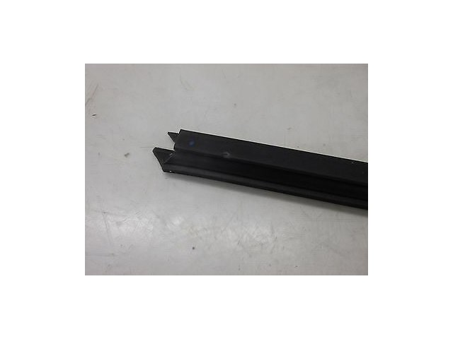2006-2008 BMW 750LI E66 E65 OEM RIGHT REAR DOOR WINDOW WEATHER SEAL TRIM 