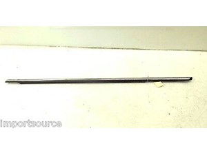 2005-2009 BUICK LACROSSE OEM LEFT FRONT DOOR WINDOW WEATHER SEAL TRIM 