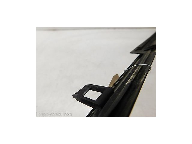 2013-2015 GMC ACADIA OEM RIGHT REAR PASSENGER DOOR WINDOW WEATHER SEAL TRIM