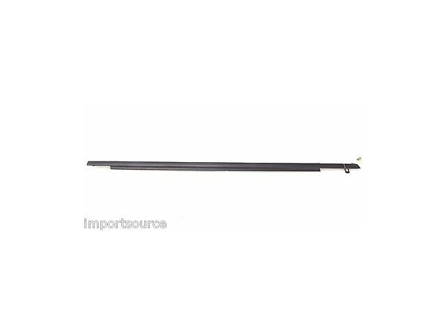 2013-2015 GMC ACADIA OEM RIGHT FRONT PASSENGER DOOR WINDOW WEATHER SEAL TRIM