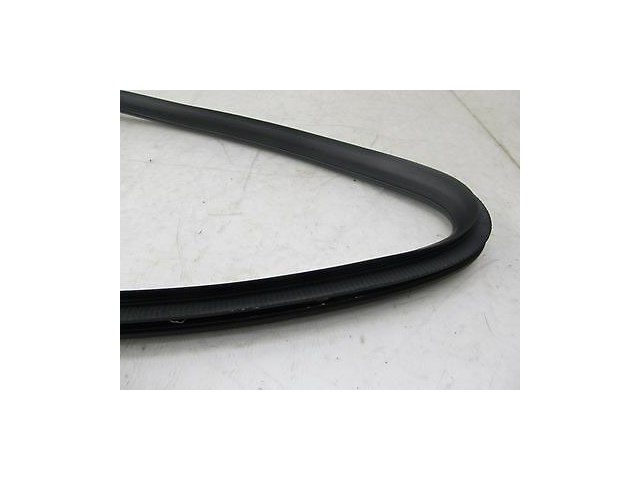  2006-2009 MERCEDES R350 W251 OEM LEFT REAR QUARTER GLASS RUBBER WEATHER SEAL