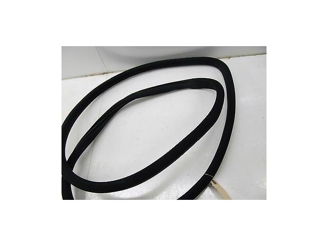 2007-2009 MERCEDES S550 W221 OEM RIGHT REAR DOOR WEATHER SEAL PROTECTIVE EDGE 
