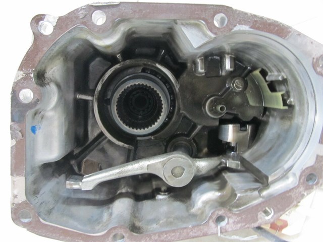 2010-2014 SUBARU IMPREZA 2.0 OEM REAR OF TRANSMISSION CASE 