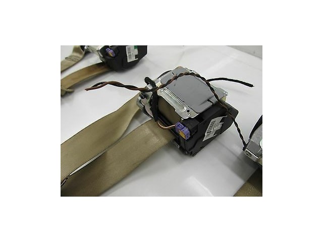  2004-2006 AUDI A8 L QUATTRO D3 OEM REAR SEAT BELT SET COMPLETE BEIGE COLOR