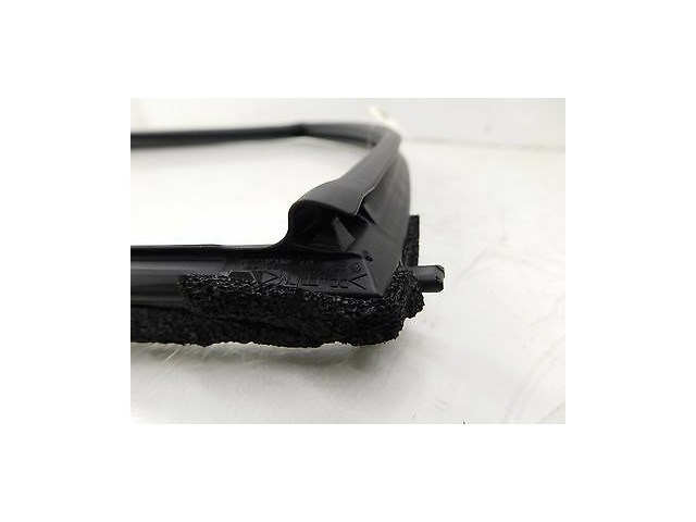 2012-2015 TOYOTA PRIUS C OEM RIGHT REAR DOOR WINDOW WEATHER SEAL RUBBER STRIP