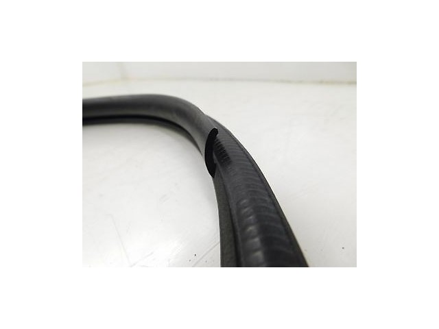 2012-2015 TOYOTA PRIUS C OEM RIGHT FRONT INTERIOR DOOR WEATHER SEAL RUBBER STRIP