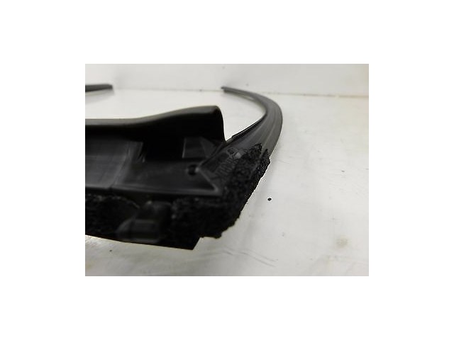 2012-2015 TOYOTA PRIUS C OEM LEFT REAR DOOR WINDOW WEATHER SEAL RUBBER STRIP