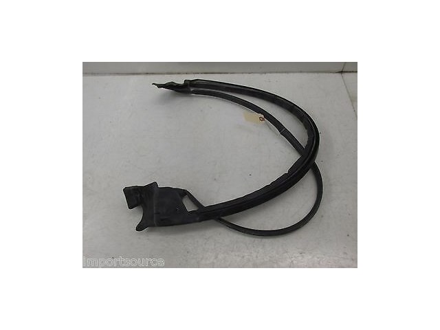 2003-2006 TOYOTA TUNDRA OEM LEFT REAR DRIVERS SIDE DOOR WINDOW WEATHER SEAL 