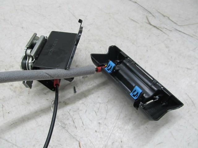 2004-2011 SAAB 9-3 AERO OEM LEFT REAR SEAT RELEASE PULL LEVER 