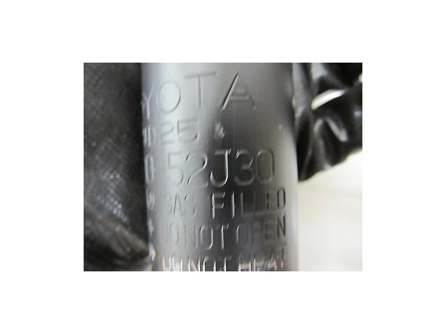 2012-2015 TOYOTA PRIUS C OEM LEFT REAR SUSPENSION SHOCK STRUT ABSORBER 