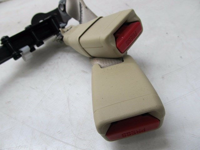 2007-2009 LEXUS LS460L XF40 OEM RIGHT REAR SEAT BELT BUCKLE RECEIVER PAIR