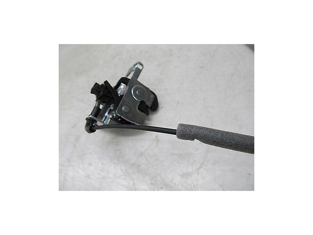 2012-2014 MERCEDES C250 W204 OEM REAR SEAT FOLD DOWN LOCK LATCH PAIR (2)